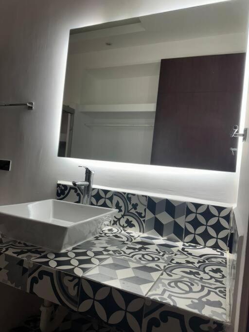 Mid-498 Centro Appartement Mérida Buitenkant foto